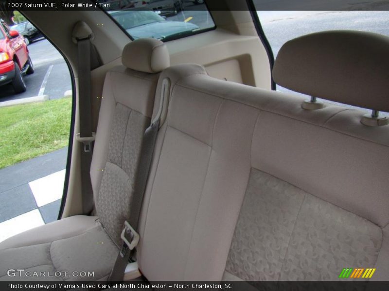 Polar White / Tan 2007 Saturn VUE