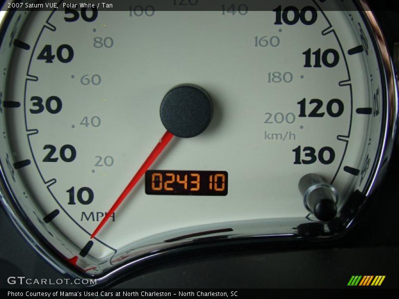 Polar White / Tan 2007 Saturn VUE