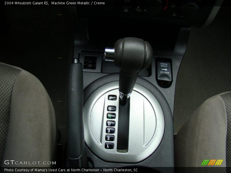 Machine Green Metallic / Creme 2004 Mitsubishi Galant ES