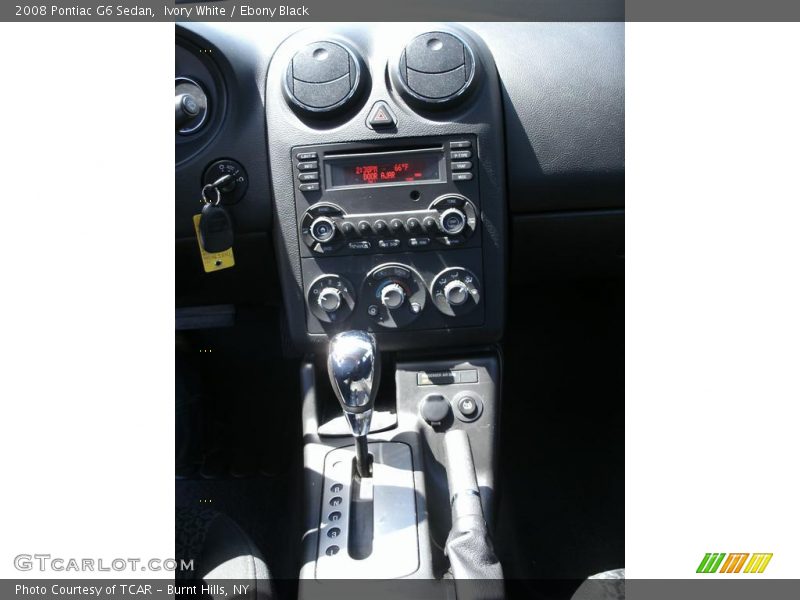 Ivory White / Ebony Black 2008 Pontiac G6 Sedan