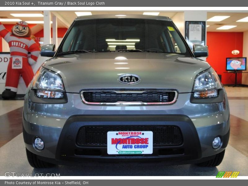 Titanium Gray / Black Soul Logo Cloth 2010 Kia Soul +