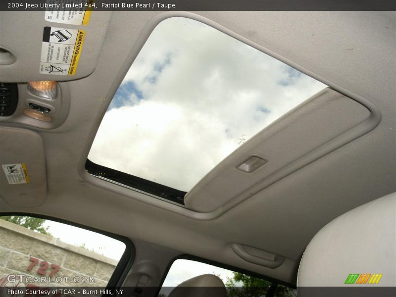 Patriot Blue Pearl / Taupe 2004 Jeep Liberty Limited 4x4