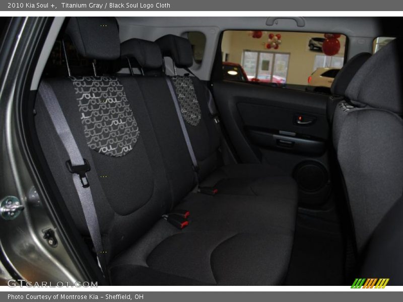 Titanium Gray / Black Soul Logo Cloth 2010 Kia Soul +