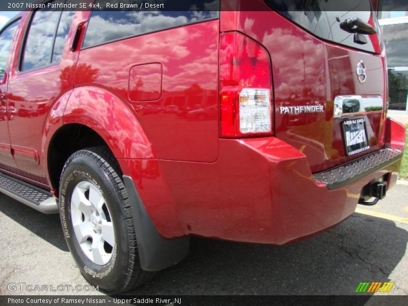Red Brawn / Desert 2007 Nissan Pathfinder SE 4x4
