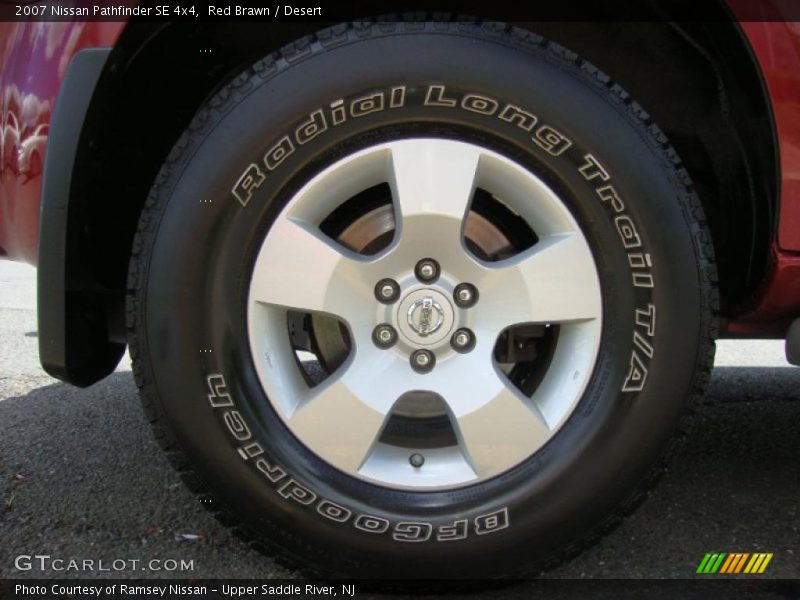 Red Brawn / Desert 2007 Nissan Pathfinder SE 4x4