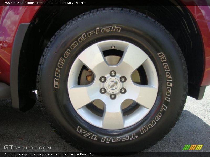 Red Brawn / Desert 2007 Nissan Pathfinder SE 4x4