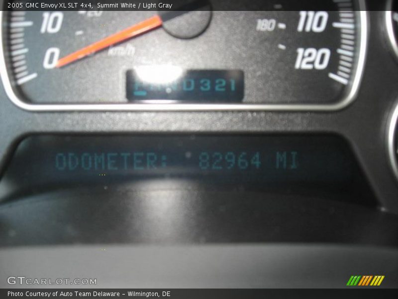 Summit White / Light Gray 2005 GMC Envoy XL SLT 4x4