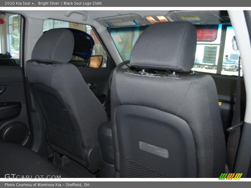 Bright Silver / Black Soul Logo Cloth 2010 Kia Soul +