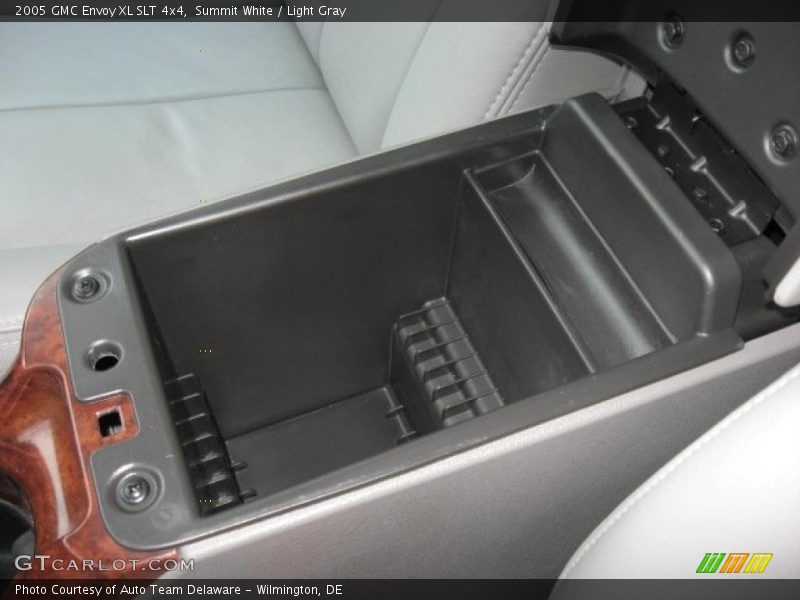 Summit White / Light Gray 2005 GMC Envoy XL SLT 4x4