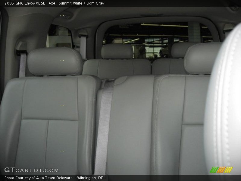 Summit White / Light Gray 2005 GMC Envoy XL SLT 4x4