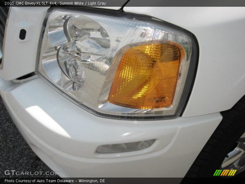 Summit White / Light Gray 2005 GMC Envoy XL SLT 4x4