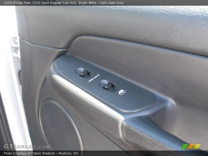 Bright White / Dark Slate Gray 2004 Dodge Ram 1500 Sport Regular Cab 4x4
