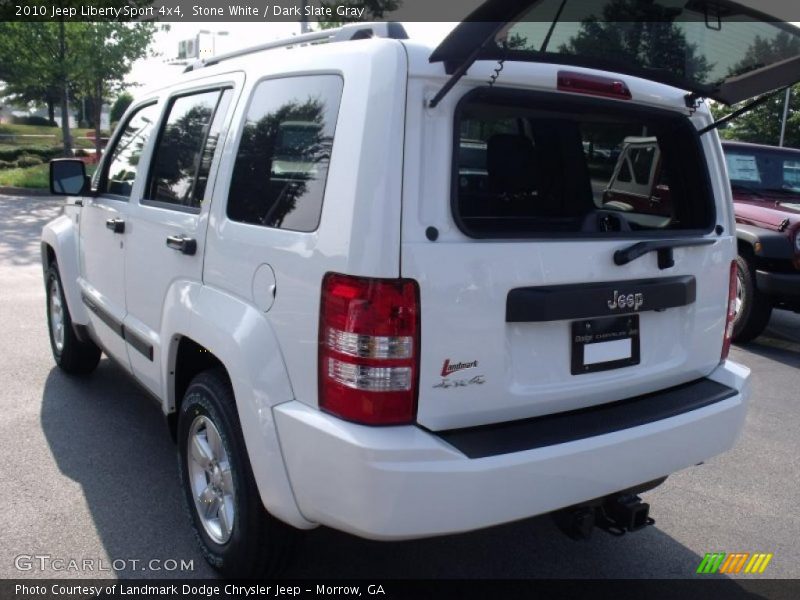 Stone White / Dark Slate Gray 2010 Jeep Liberty Sport 4x4