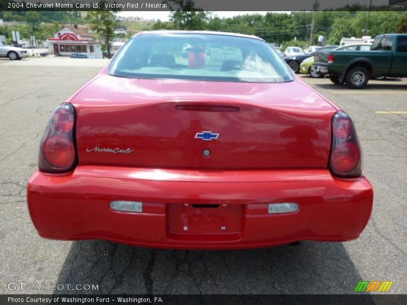 Victory Red / Neutral 2004 Chevrolet Monte Carlo LS