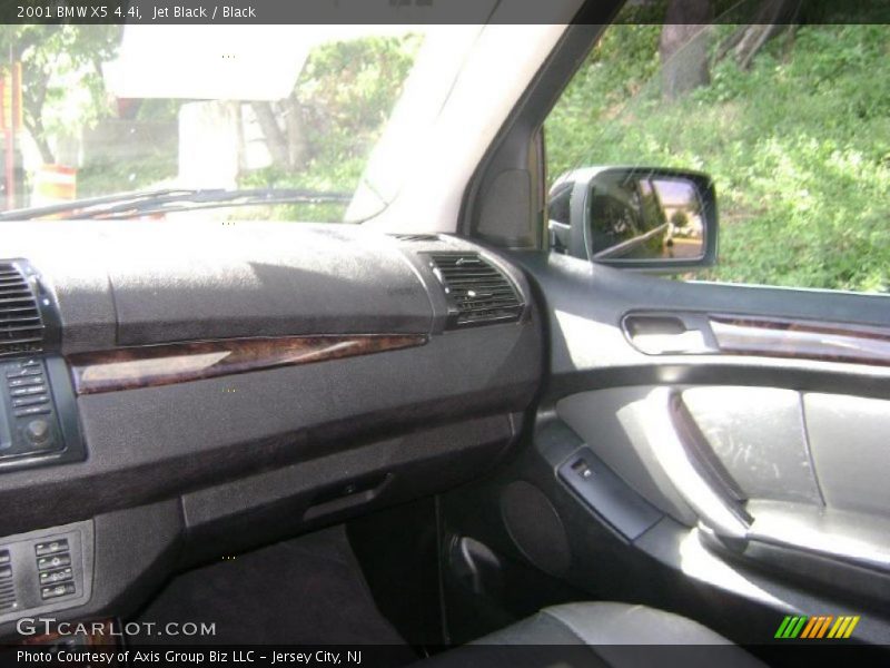 Jet Black / Black 2001 BMW X5 4.4i