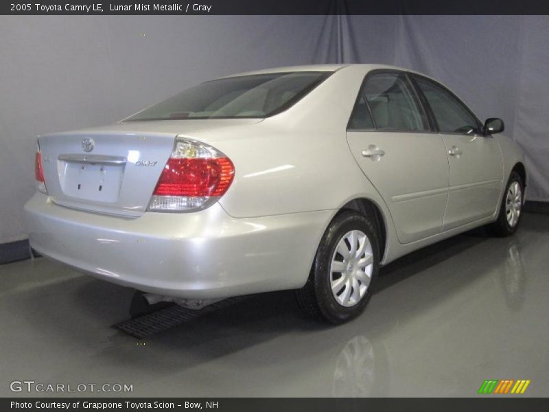 Lunar Mist Metallic / Gray 2005 Toyota Camry LE