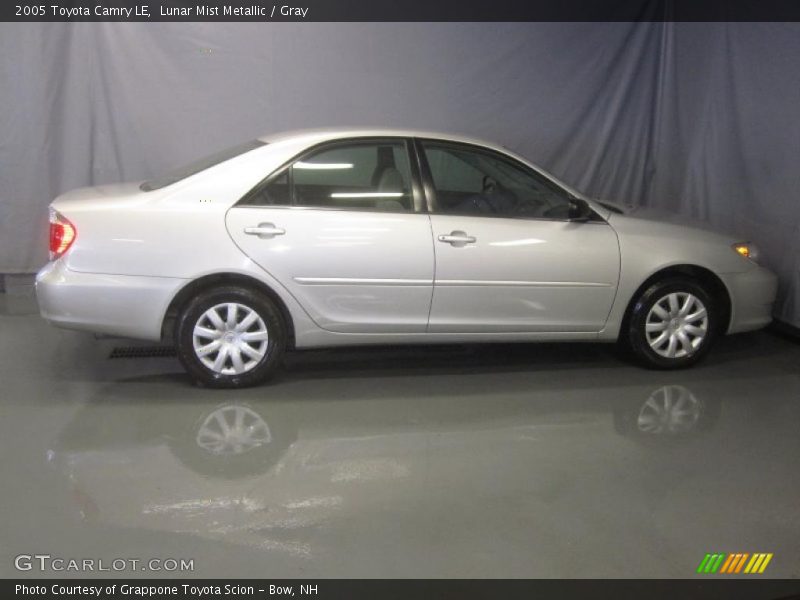 Lunar Mist Metallic / Gray 2005 Toyota Camry LE
