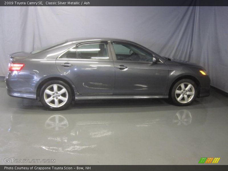 Classic Silver Metallic / Ash 2009 Toyota Camry SE