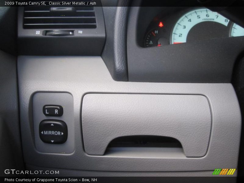 Classic Silver Metallic / Ash 2009 Toyota Camry SE