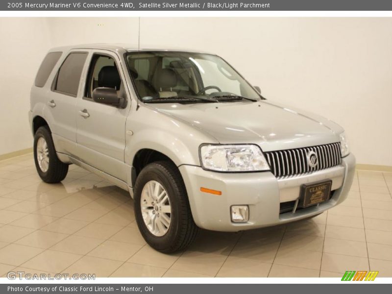 Satellite Silver Metallic / Black/Light Parchment 2005 Mercury Mariner V6 Convenience 4WD