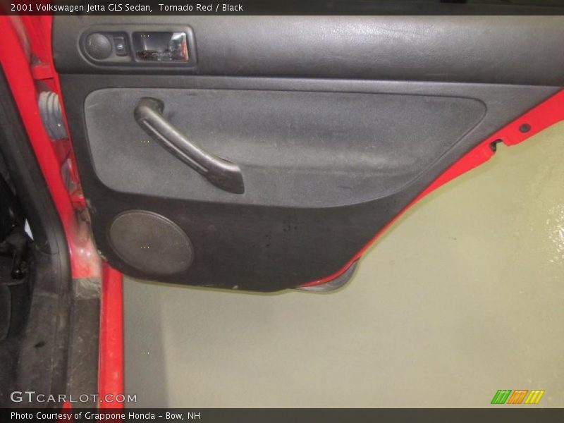 Tornado Red / Black 2001 Volkswagen Jetta GLS Sedan