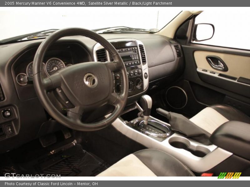 Satellite Silver Metallic / Black/Light Parchment 2005 Mercury Mariner V6 Convenience 4WD