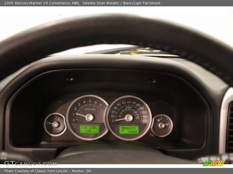 Satellite Silver Metallic / Black/Light Parchment 2005 Mercury Mariner V6 Convenience 4WD