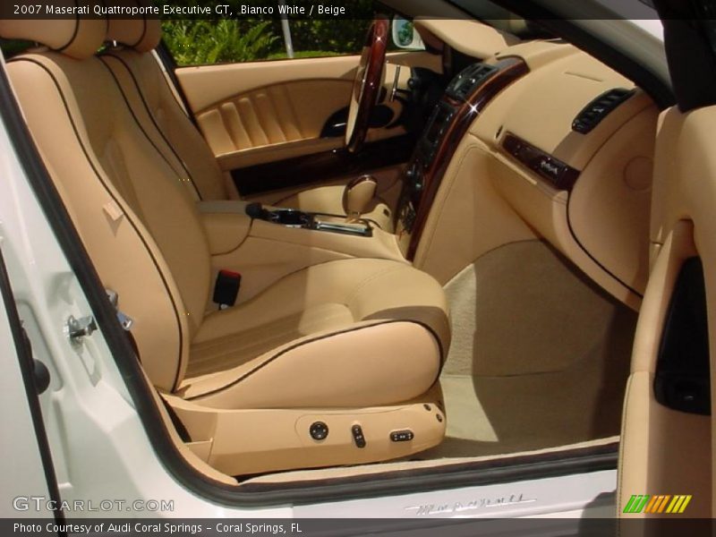 Bianco White / Beige 2007 Maserati Quattroporte Executive GT