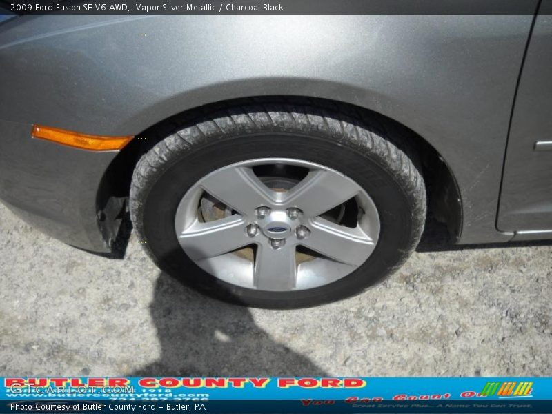 Vapor Silver Metallic / Charcoal Black 2009 Ford Fusion SE V6 AWD