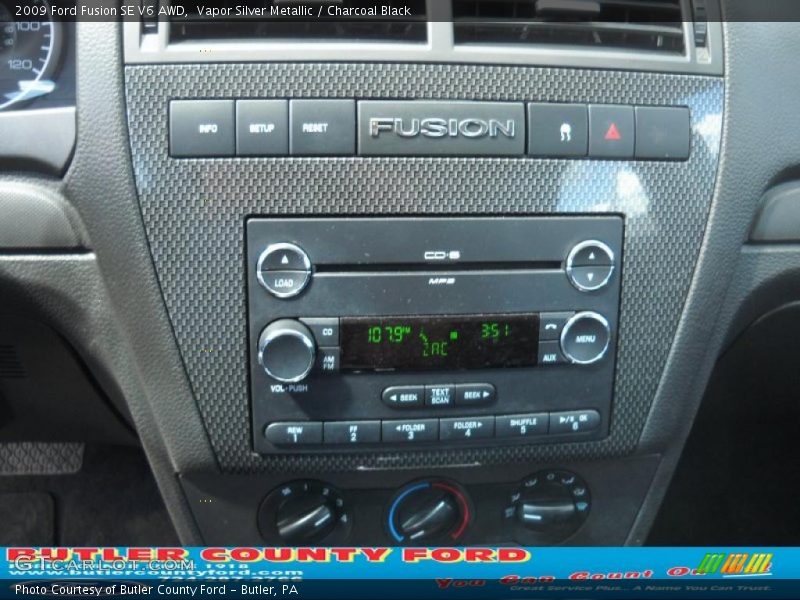 Vapor Silver Metallic / Charcoal Black 2009 Ford Fusion SE V6 AWD