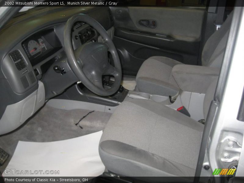Munich Silver Metallic / Gray 2002 Mitsubishi Montero Sport LS