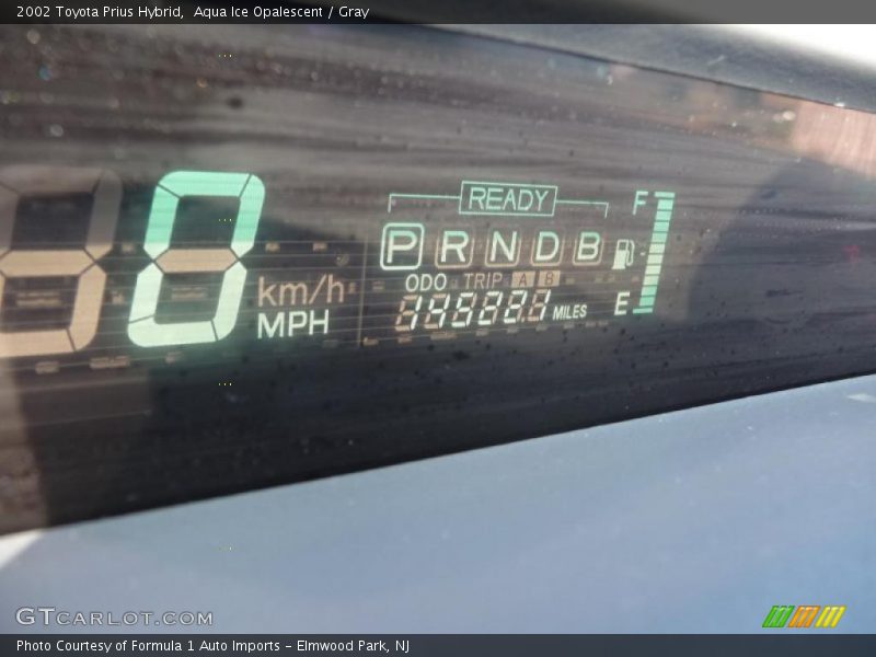 Aqua Ice Opalescent / Gray 2002 Toyota Prius Hybrid