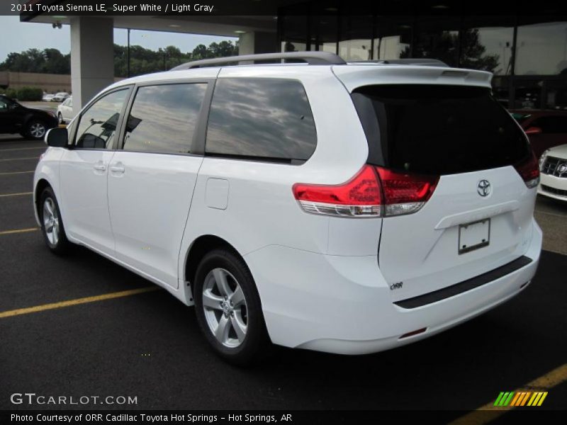 Super White / Light Gray 2011 Toyota Sienna LE
