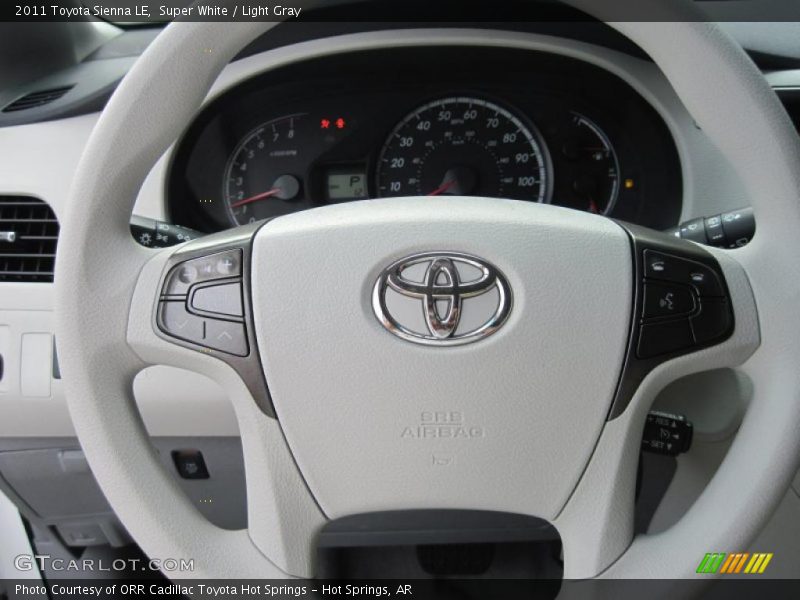 Super White / Light Gray 2011 Toyota Sienna LE