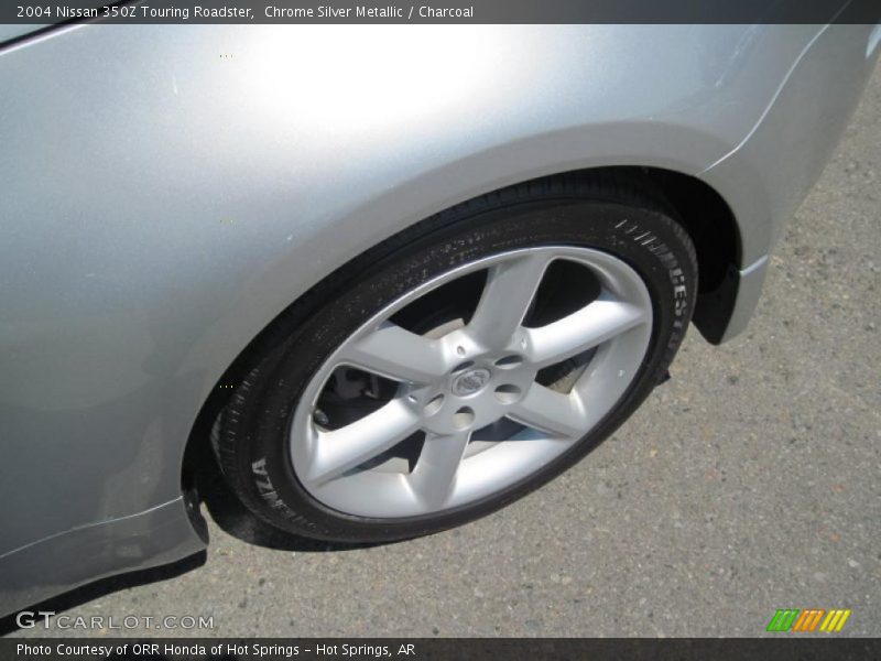 Chrome Silver Metallic / Charcoal 2004 Nissan 350Z Touring Roadster