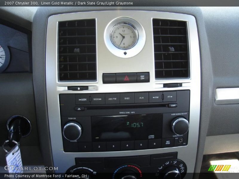 Linen Gold Metallic / Dark Slate Gray/Light Graystone 2007 Chrysler 300