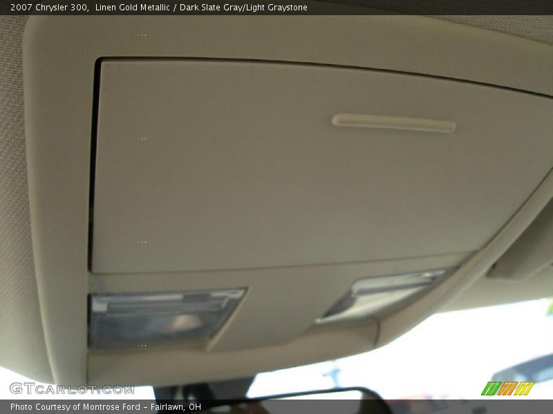 Linen Gold Metallic / Dark Slate Gray/Light Graystone 2007 Chrysler 300