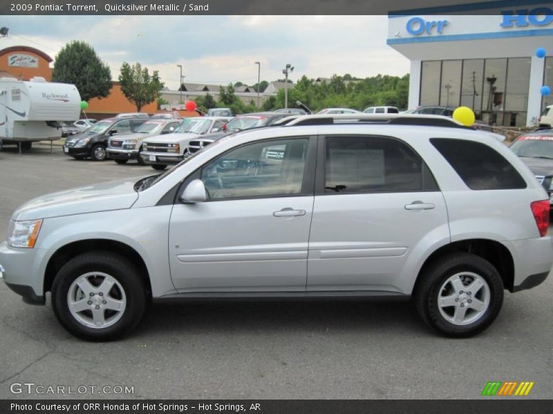 Quicksilver Metallic / Sand 2009 Pontiac Torrent