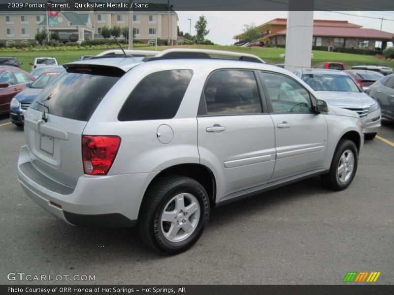Quicksilver Metallic / Sand 2009 Pontiac Torrent