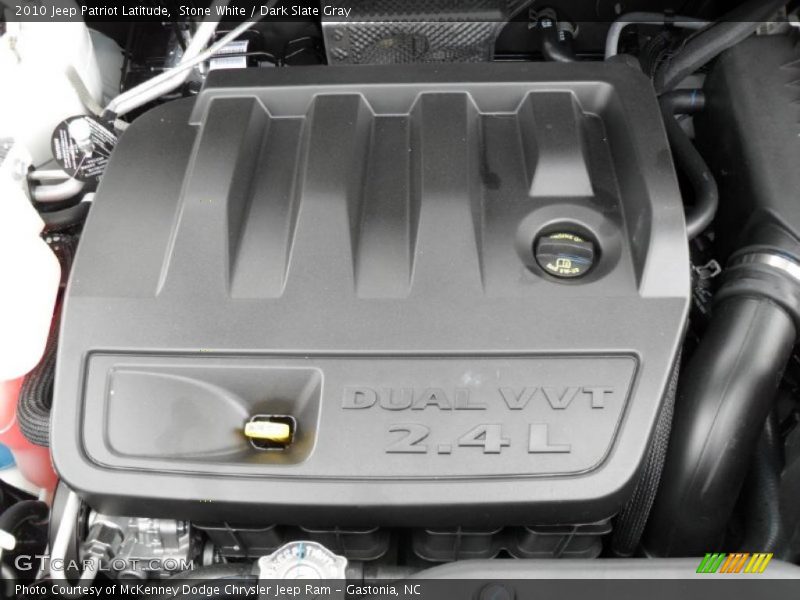 Stone White / Dark Slate Gray 2010 Jeep Patriot Latitude