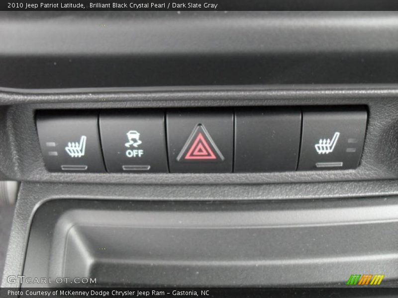 Brilliant Black Crystal Pearl / Dark Slate Gray 2010 Jeep Patriot Latitude