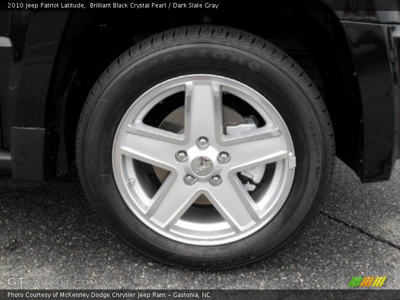 Brilliant Black Crystal Pearl / Dark Slate Gray 2010 Jeep Patriot Latitude