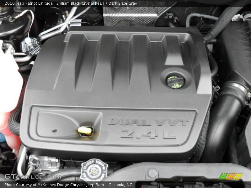 Brilliant Black Crystal Pearl / Dark Slate Gray 2010 Jeep Patriot Latitude