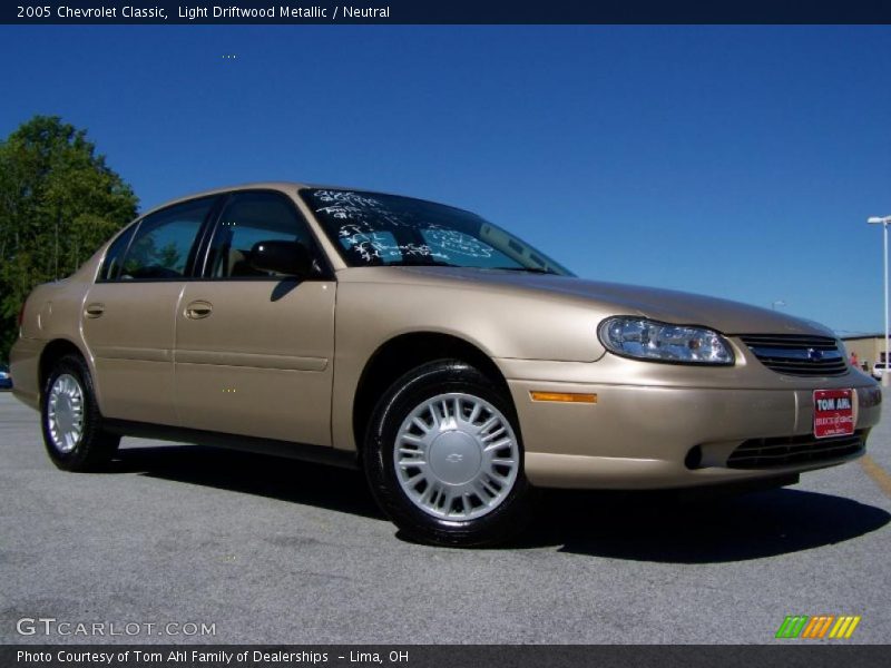 Light Driftwood Metallic / Neutral 2005 Chevrolet Classic