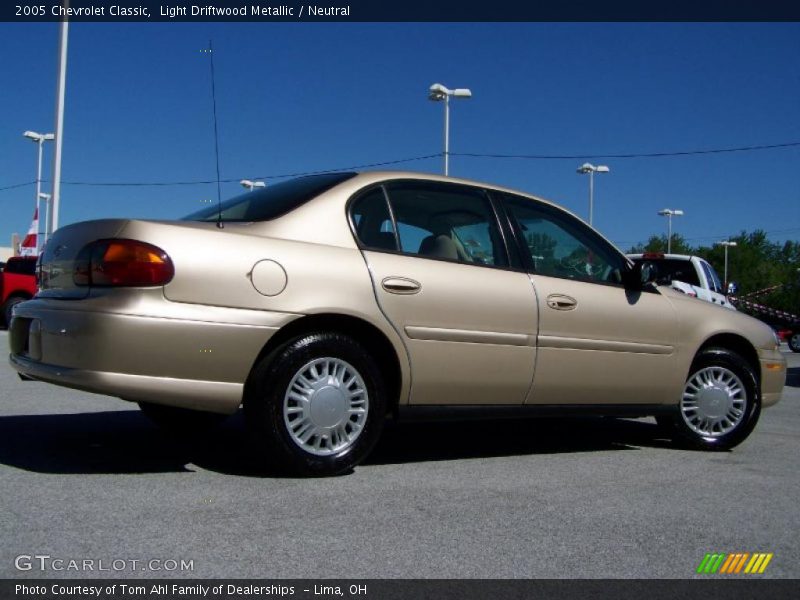 Light Driftwood Metallic / Neutral 2005 Chevrolet Classic