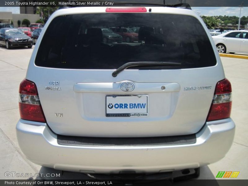 Millenium Silver Metallic / Gray 2005 Toyota Highlander V6