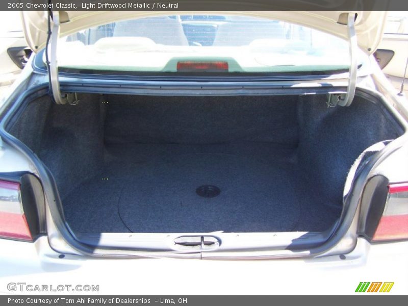 Light Driftwood Metallic / Neutral 2005 Chevrolet Classic