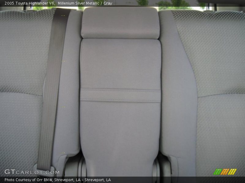 Millenium Silver Metallic / Gray 2005 Toyota Highlander V6
