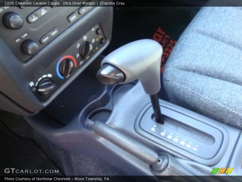 Ultra Silver Metallic / Graphite Gray 2005 Chevrolet Cavalier Coupe