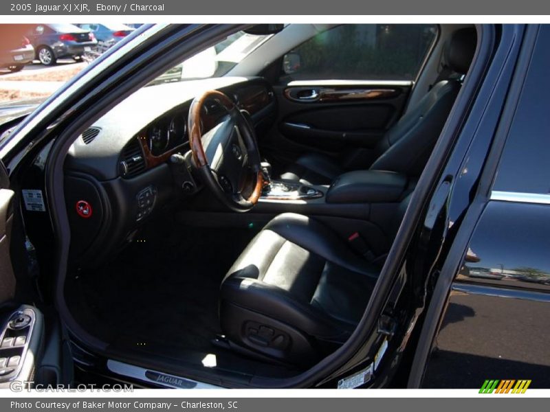 Ebony / Charcoal 2005 Jaguar XJ XJR